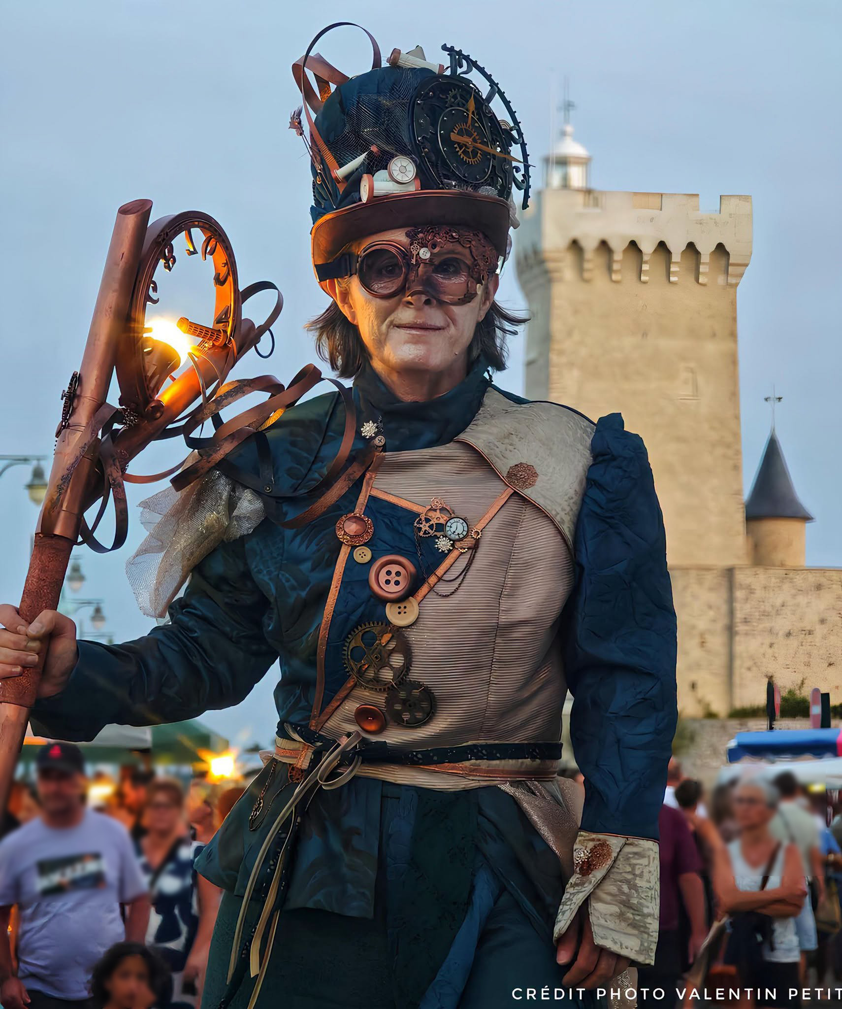 Le Maître du Temps, échassier, échasse vendée, échasse les sables d'olonne, échasses la plaine sur mer, echasses en bretagne